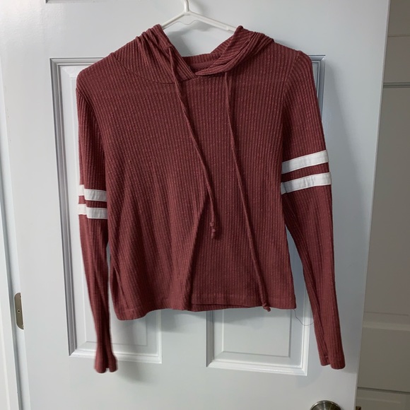 Charlotte Russe Wine/Burgundy Cropped Hoodie (s) - Picture 2 of 3